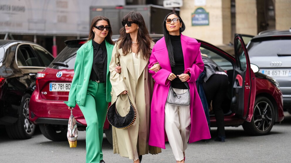 In Sachen Frühlingsjacken gilt jetzt die Devise: Dopamine-Dressing! Es wird bunt – und gerne auch oversized.