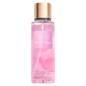 Victoria's Secret New Velvet Petals Fragrance Mist