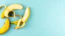Richtig gelesen! Der neue Beauty-Trend "Banana Botox" soll Falten mit Bananenschalen bekämpfen.