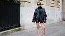 Dass Crocs mal stylisch auf der Straße getragen werden, konnte man nur mit viel Fantasie erahnen.