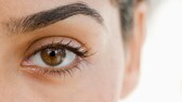 Gepflegte, dichte Augenbrauen – das versprechen Vita Brows