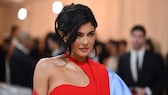 Kylie Jenner hat den neuen Aged-Filter auf TikTok getestet