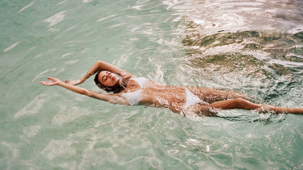 Während der Periode muss man nicht aufs Schwimmen verzichten