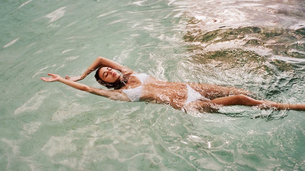 Während der Periode muss man nicht aufs Schwimmen verzichten