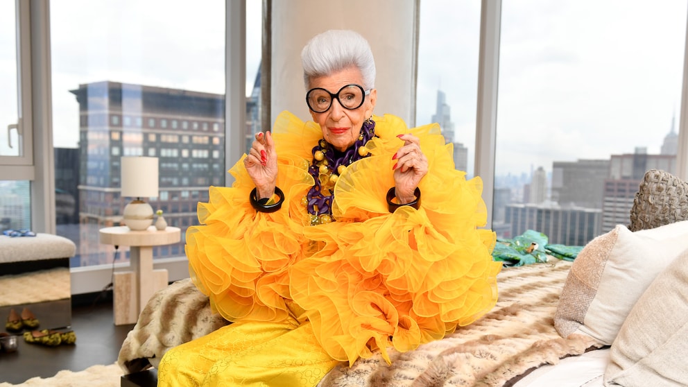 Vermutlich ist Iris Apfel die coolste 102-Jährige, die es gibt!