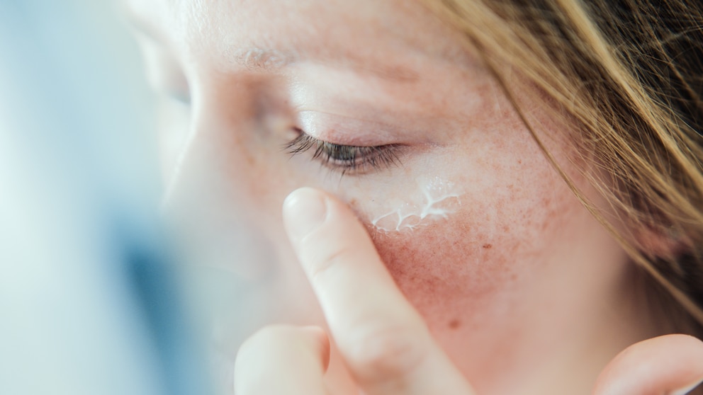 Mit der „Short Contact Therapy“ können Sie empfindliche Haut Schritt für Schritt an bestimmte Inhaltsstoffe gewöhnen