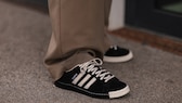 Auf der Plattform StockX gaben Käuferinnen 2023 unglaubliche 8 Millionen Dollar für die Adidas Campus 00s aus.