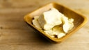 Kakaobutter ist gerade im Winter eine wertvolle Ergänzung in der Hautpflege-Routine