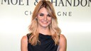 Model Luisa Hartema kurz vor ihrer Schwangerschaft auf dem roten Teppich