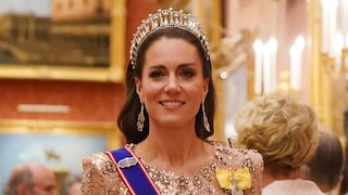 Prinzessin Kate trägt Schärpe