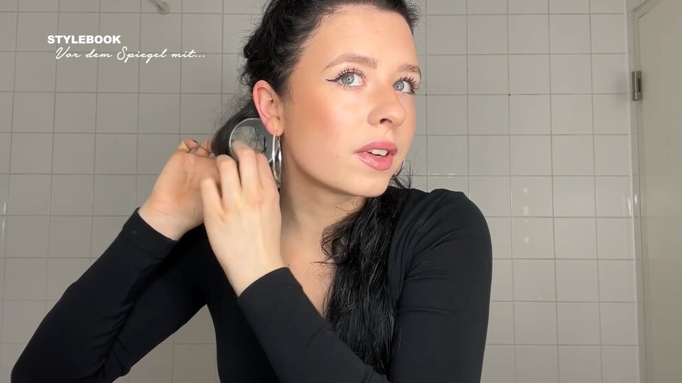 Vor dem Spiegel mit Doreen Wilde STYLEBOOK