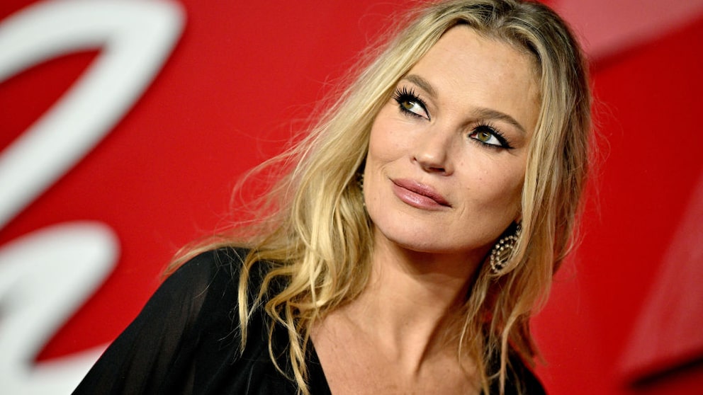 Kate Moss feiert 50. Geburtstag – und zählt immer noch zu den größten Supermodels aller Zeiten