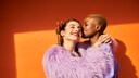 Der Girlhood-Trend zeigt, wie Frauen sich miteinander verbinden und die schönen Seiten des Lebens teilen.