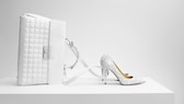 Handtasche und High Heels