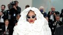 Was wird Rihanna wohl in diesem Jahr bei der Met-Gala tragen?