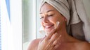 Wir stellen die besten Naturkosmetik-Gesichtscremes mithilfe von „Codecheck“ vor