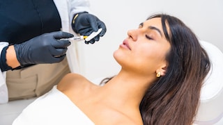 Lipfiller auflösen kann manchmal notwendig sein, um ein schönes Endergebnis zu erzielen