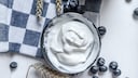 Naturjoghurt ist nicht nur gesund, sondern kann hat im Beautybereich so einiges zu bieten