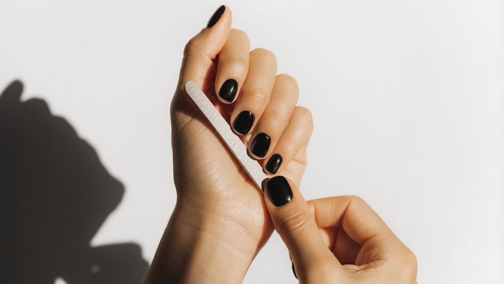 Wird die Nagelfeile oft verwendet, sollte die Reinigung nicht außer Acht gelassen werden