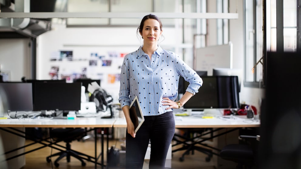 Frau im Büro