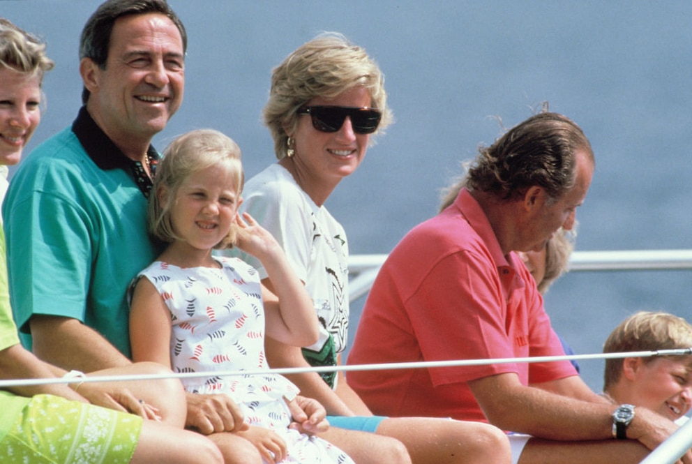 Prinzessin Theodora von Griechenland und Dänemark 1990 im royalen Urlaub mit unter anderem Lady Di und Sohn William