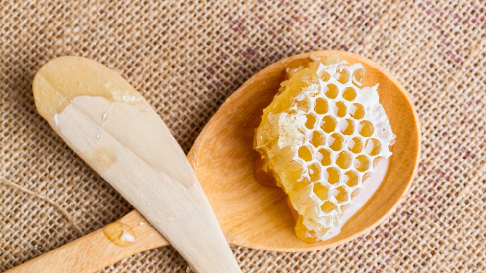 Bienenwachs auf Leinen