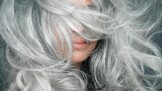Graue Haare Frisur hier lang, lieber Lob