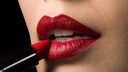 Jedem steht roter Lippenstift
