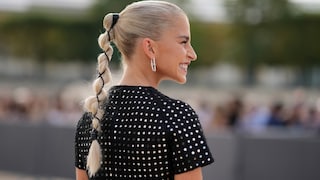 Auch Fashion-Influencerin Caro Daur setzt häufiger auf einen Sleek-Zopf