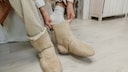 Sie haben immer kalte Füße trotz dicker Socken und Hausschuhe? Daran könnte es liegen.