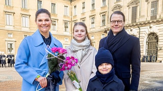 Die schwedische Königsfamilie mit Kronprinzessin Victoria und Prinzessin Estelle und die Jungs