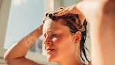 Sie planen Ihre Aktivitäten rund um den Haarwaschtag? Damit sind die laut einer neuen Umfrage nicht allein!