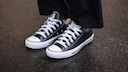 Chucks Löcher