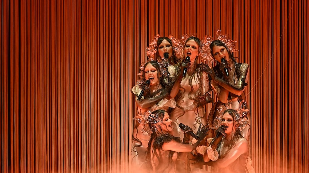 STYLEBOOK sprach u. a. mit der Girlband „Tautumeitas“, die beim ESC 2025 in Basel für Lettland antritt, über Female Empowerment