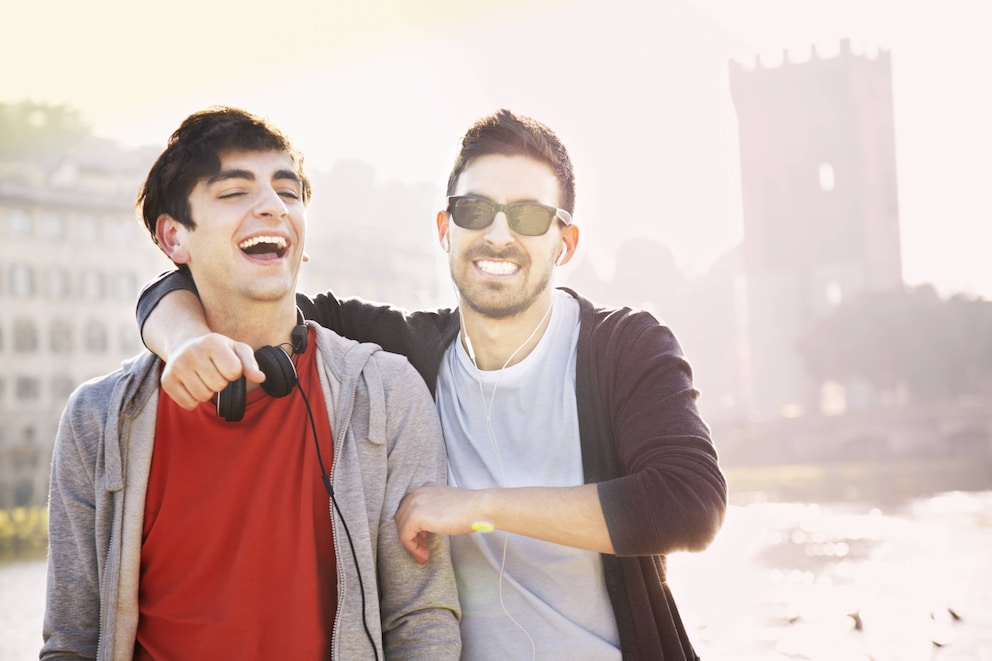 Two young men. Два друга смеются. 2 Friends. Men friends. Friendly man.