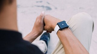 Sieht aus wie eine Smartwatch, ist es aber eigentlich nicht: der "Moment" fehlt ein entscheidendes Feature