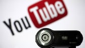 Weniger Werbung auf Youtube? Ab sofort schränkt die Video-Plattform den Zugang zum Youtube-Partnerprogramm wieder stärker ein. 