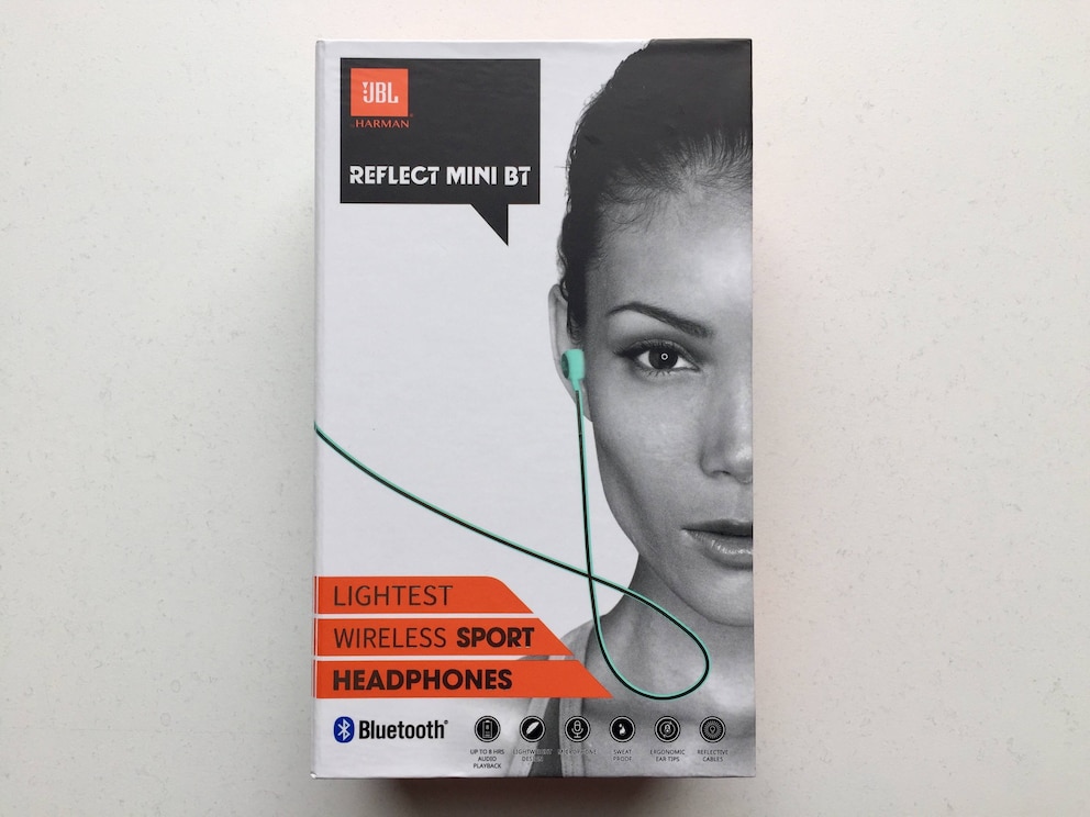  Schon auf der Verpackung macht JBL deutlich, dass es sich bei diesem Modell um ein besonders leichtes handelt. <br>Foto: Techbook