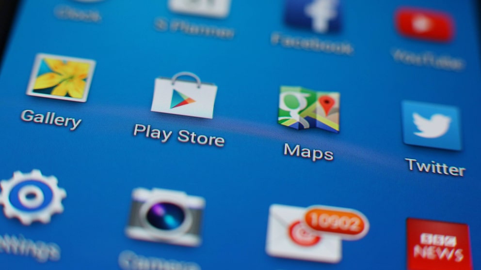Im Play Store für Android-Geräte gibt es gute Apps, die helfen können die Akku-Laufzeit Ihres Smartphones zu verlängern.