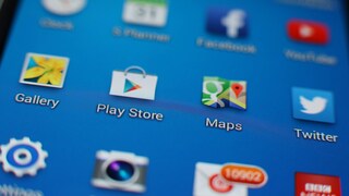 Im Play Store für Android-Geräte gibt es gute Apps, die helfen können die Akku-Laufzeit Ihres Smartphones zu verlängern.