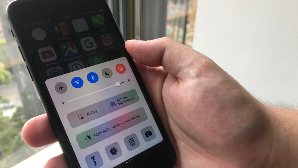 Weiß nicht jeder: Das Kontrollzentrum des iPhones hat mehrere Seiten.