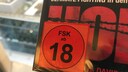 Auf Filmen und Spielen finden sich unterschiedliche Symbole zur Altersangabe – TECHBOOK erklärt, an welche man sich halten muss.