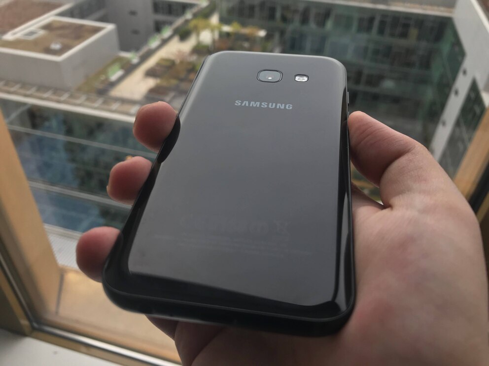  Samsung Galaxy A3 (2017)<br>Foto: TECHBOOK