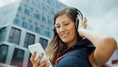 Apple Music, Spotify oder doch Amazon Music? TECHBOOK zeigt, welcher Streaming-DIenst am meisten für sein Geld bietet.