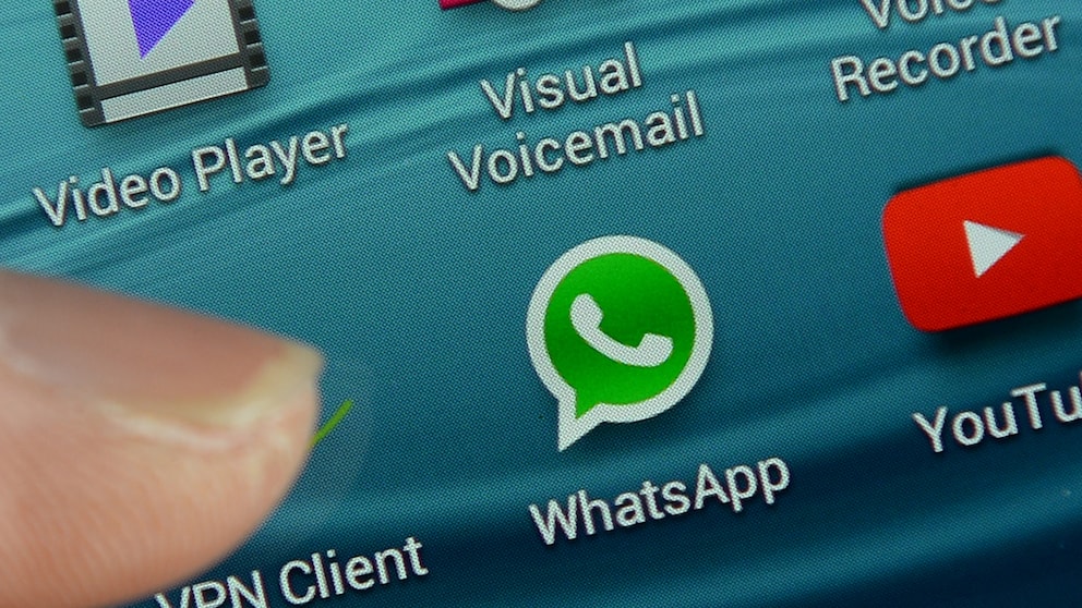Mit der WhatsApp SIM kann man jederzeit kostenlos über WhatsApp chatten - auch im EU-Ausland