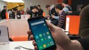 Smartphone in einer Hand