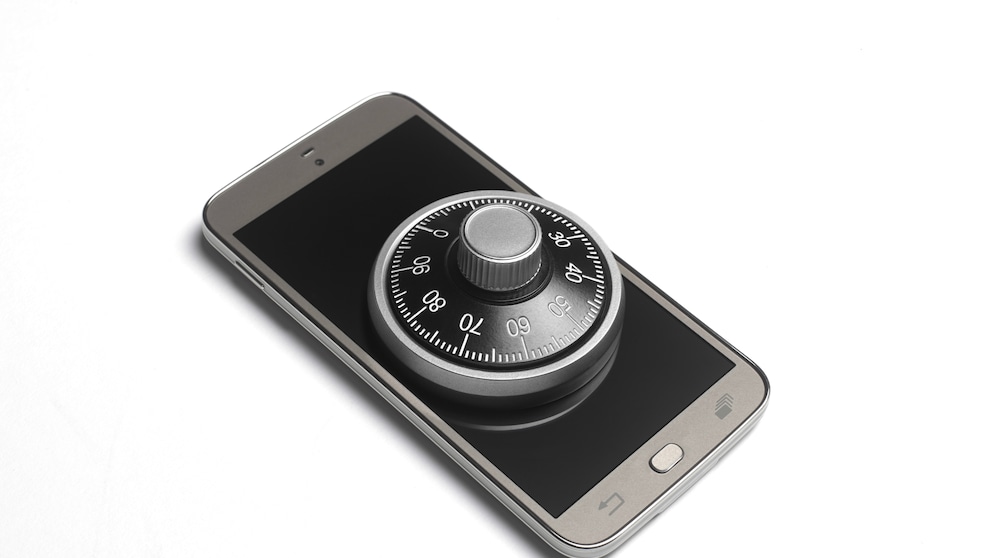 Smartphone mit Zahlenschloss