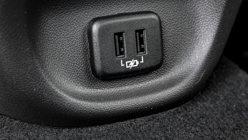 USB-Anschluss im Auto