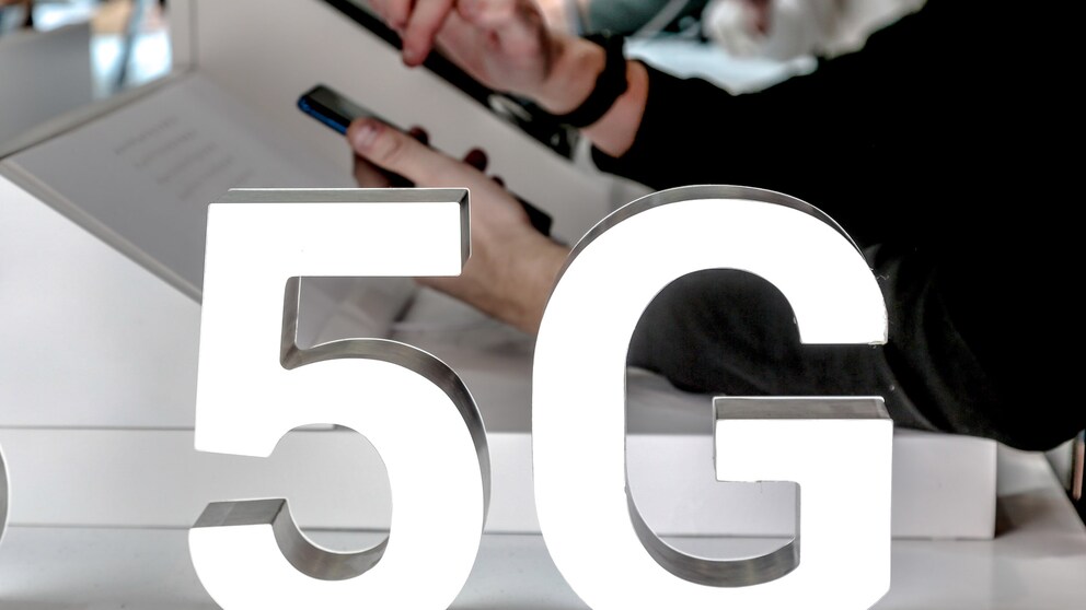 Der neue Mobilfunk-Standard 5G soll zum einen extrem schnelle Internet-Geschwindigkeiten ohne Engpässe im Netz, zum anderen aber auch sehr kurze Reaktionszeiten ermöglichen
