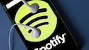 Logo von Spotify auf einem Smartphone